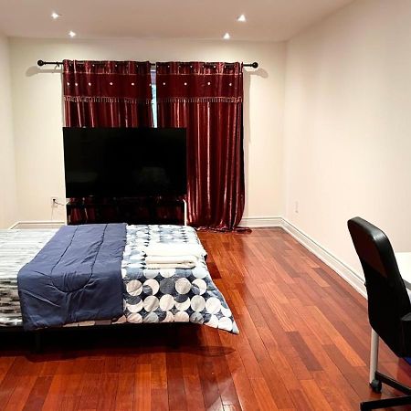 Apartmán Hollywell Mississauga Exteriér fotografie